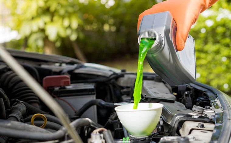 What happens if you do not change the antifreeze in the car for several years